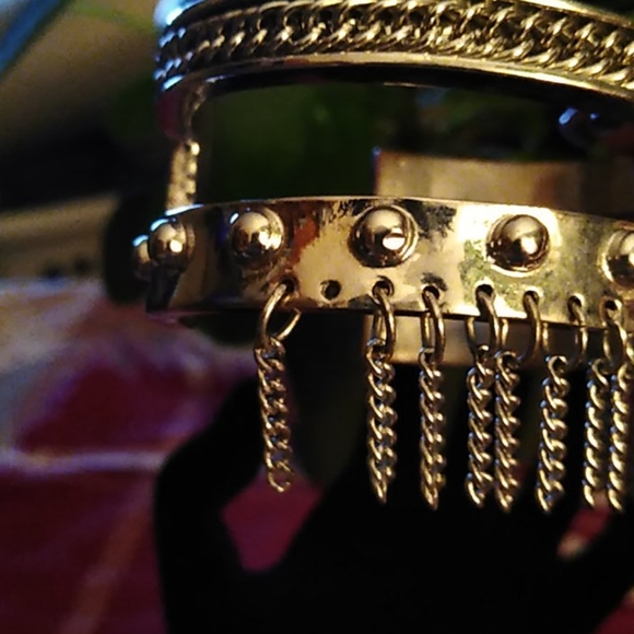 BCBGeneration 🌺 - Picture 4 of 5